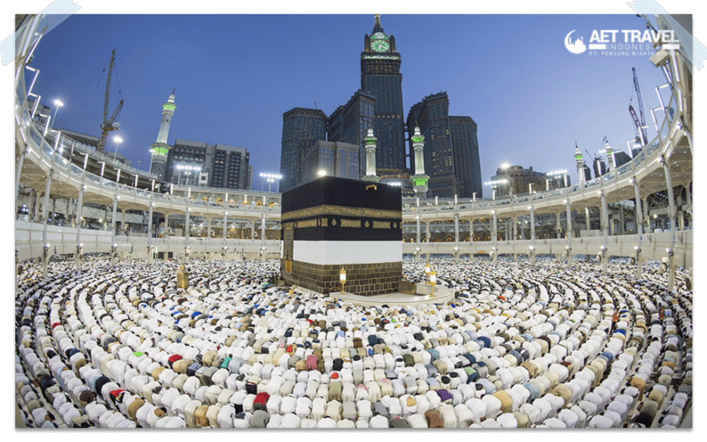Mengapa Makkah Dan Madinah Disebut Sebagai Tanah Suci? | AET Travel