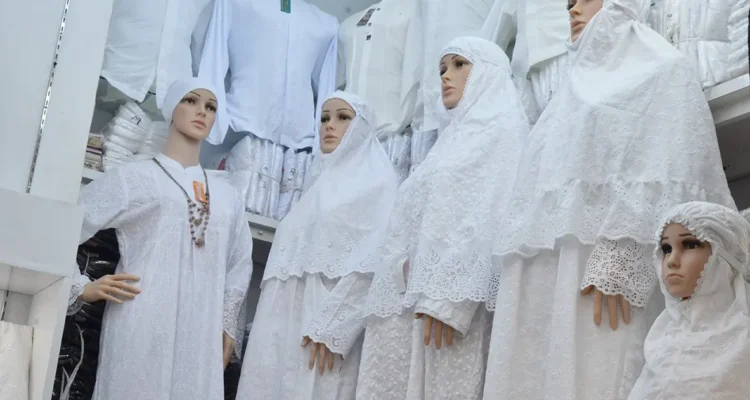 Pakaian Ihram untuk Wanita