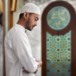 Sholat Istikharah, Cara Tenang Memilih Jalan Terbaik Menurut Islam